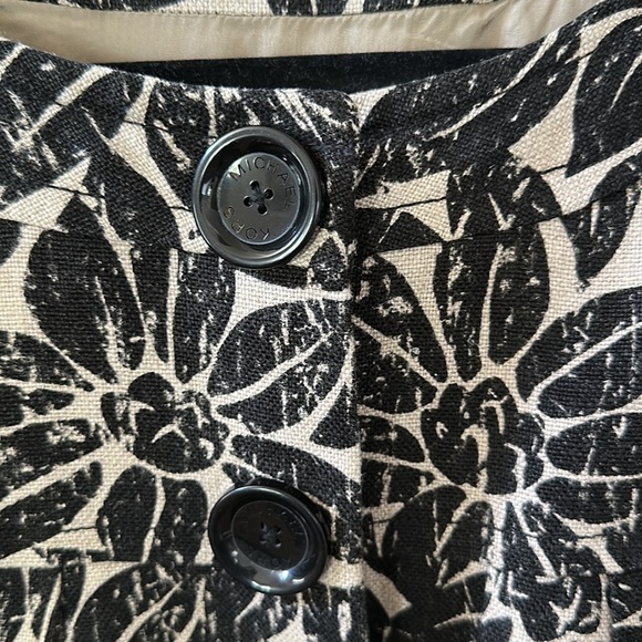 Michael Kors Black Floral Swing Jacket Size 1X - Picture 4 of 11